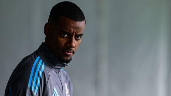 伟德体育平台-ESPN：国际足联近期修改的规则，可能成伊萨克未来的关键筹码