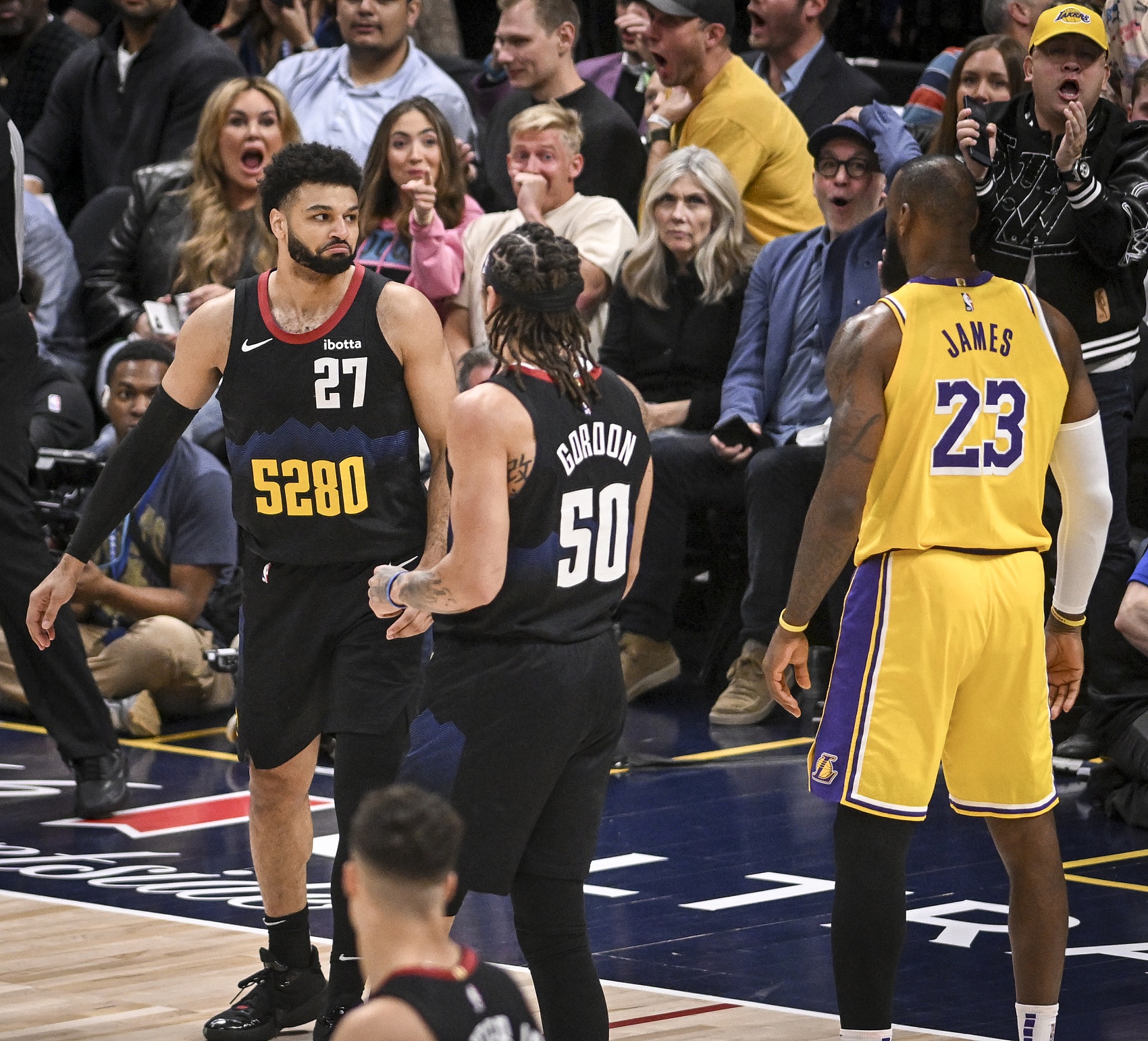 伟德体育官网-NBA宿敌周：11场对决湖人独占3场  勇士vs森林狼 雷霆vs步行者