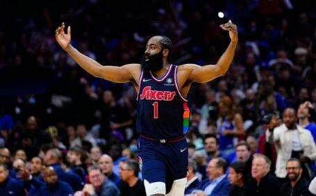 伟德体育平台-哈登：新赛季所有一切焕然一新 我只想赢得总冠军